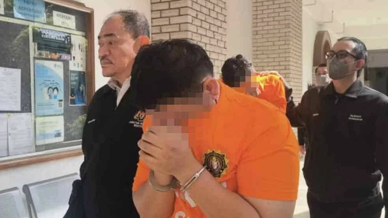 மேலும் இரண்டு வங்கி முன்னாள் அதிகாரிகள் கைது