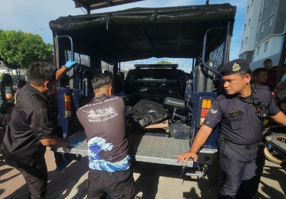 பிபிஆர் அடுக்குமாடி வீட்டில் தீ: 4 வயது சிறுவன் மரணம்