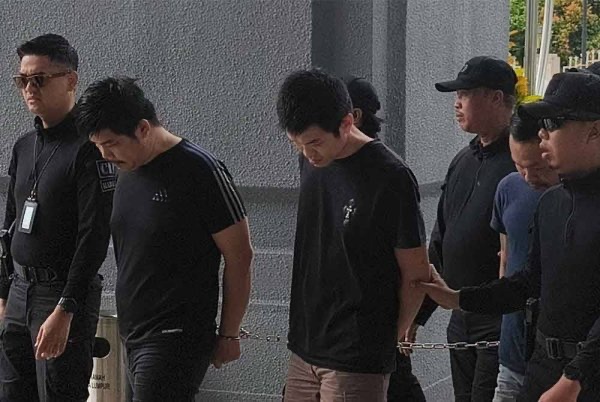 ஆலோங் கும்பலைச் சேர்ந்த மூவருக்கு 12 மாதச் சிறை