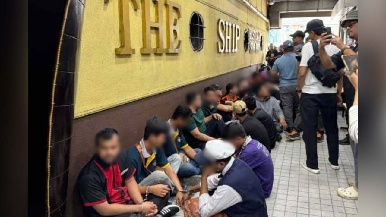 34 ஆயிரம் சட்டவிரோதக் குடியேறிகள் கைது