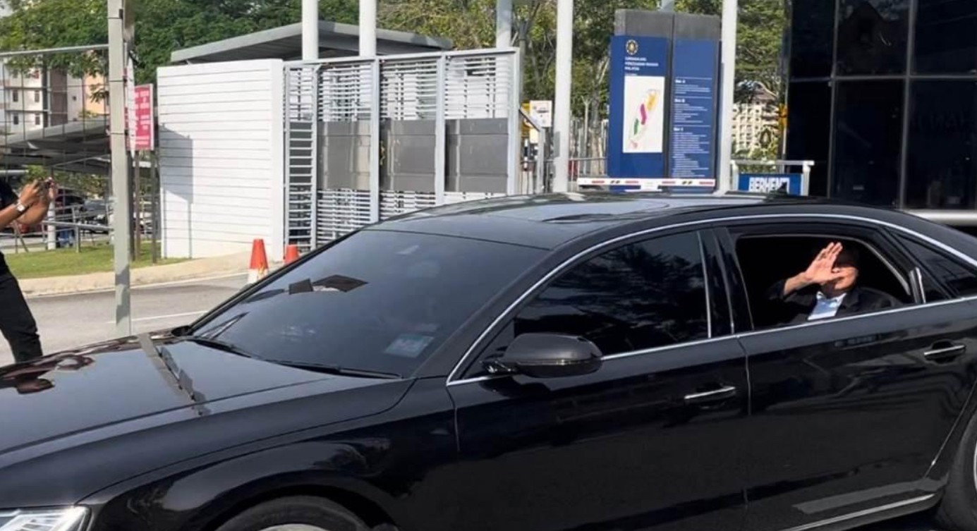 இஸ்மாயில் சப்ரி 6 மணி நேர விசாரணைக்கு ஆளானார்