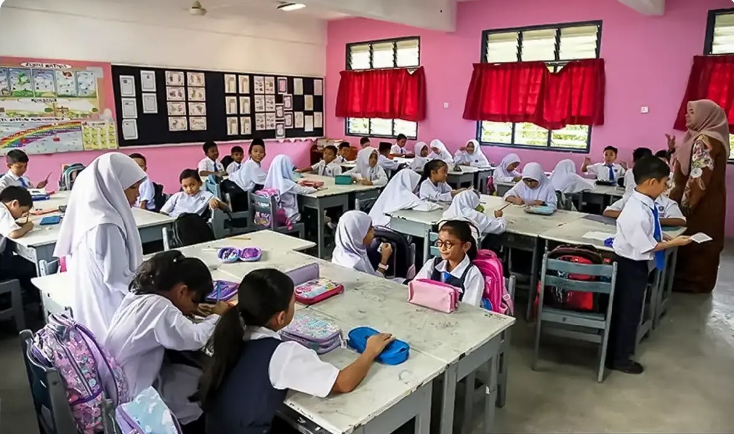 ஒரு வகுப்பறையில் அதிகப்படியாக 25 மாணவர்கள் மட்டுமே இருக்கப் பரிந்துரை