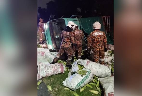 விபத்தில் ஒருவர் உயிரிழந்தார், மேலும் இருவர் காயம்