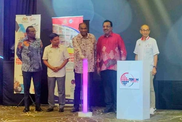 பிகேஆர் தேர்தலில் பேராளர்களின் ஆதரவைப் பெறுவதற்குப் பணத்தை வாரியிரைத்தேனா? குற்றச்சாட்டை மறுத்தார் ரமணன்