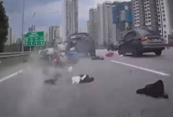 நான்கு சக்கர வாகனத்தின் ஓட்டுநர் அதன் உரிமையாளர் இல்லை