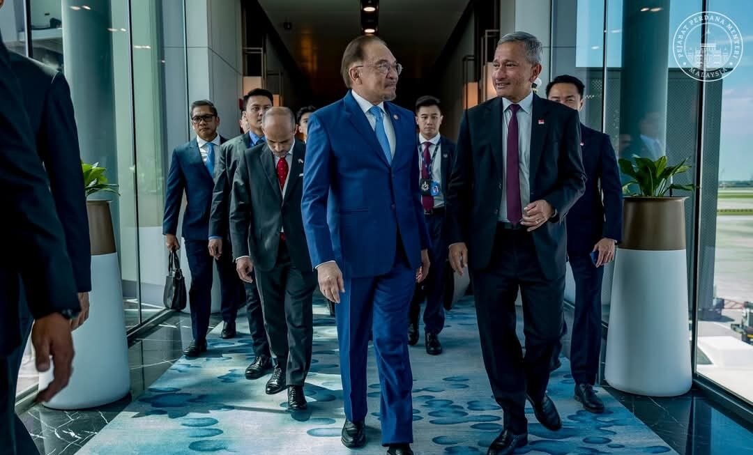 சிங்கப்பூரில் நடைபெறும் கலந்துரையாடலில் அன்வார்