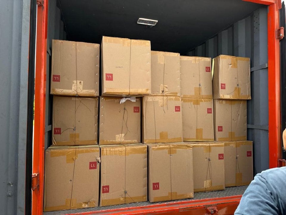 வரி செலுத்தப்படாத சிகரெட்டுகள் பறிமுதல்