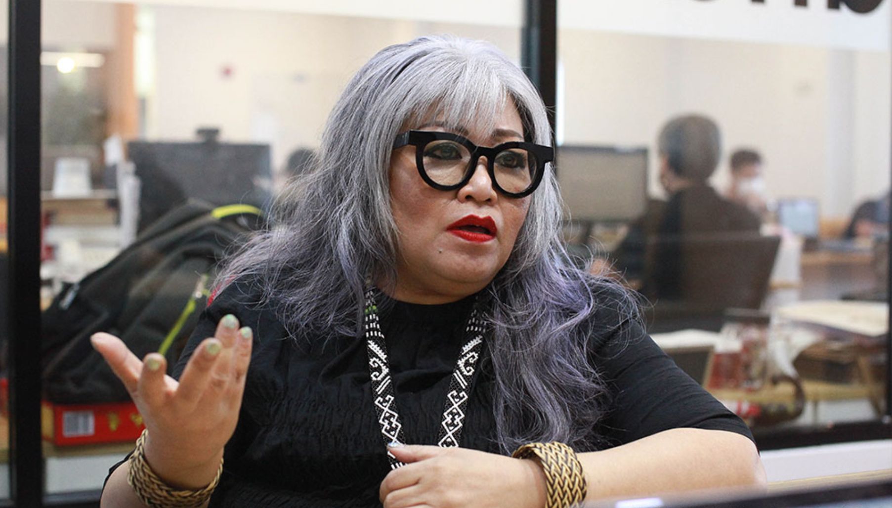 பமேலா லிங்கிற்கு நெருக்குதல் அளிக்கப்பட்டுள்ளது