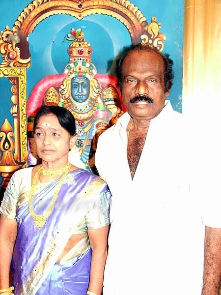 நடிகர் கவுண்டமணியின் மனைவி காலமானார்