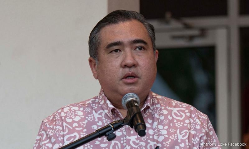 பிரதமருக்கு நெருக்குதல் அளிக்க வேண்டாம்