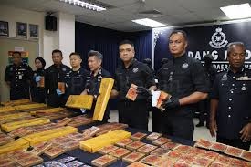 எல்லைப் பகுதியில் செயல்படும் போதைப் பொருள் கடத்தல் கும்பல் முறியடிப்பு