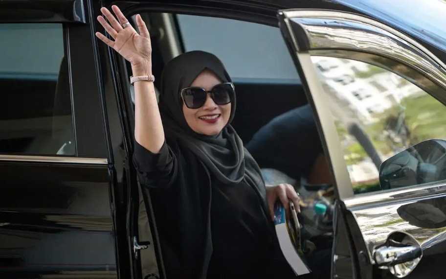 முன்னாள் தொலைக்காட்சி பிரபலத்திற்கு 4,800 ரிங்கிட் அபராதம்