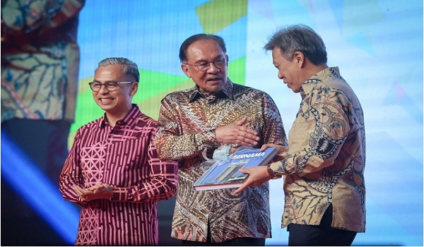 மலேசிய ஊடகங்களுக்கு உதவ 30 மில்லியன் ரிங்கிட் நிதி ஒதுக்கீடு:   பிரதமர் டத்தோஸ்ரீ அன்வார் அறிவிப்பு