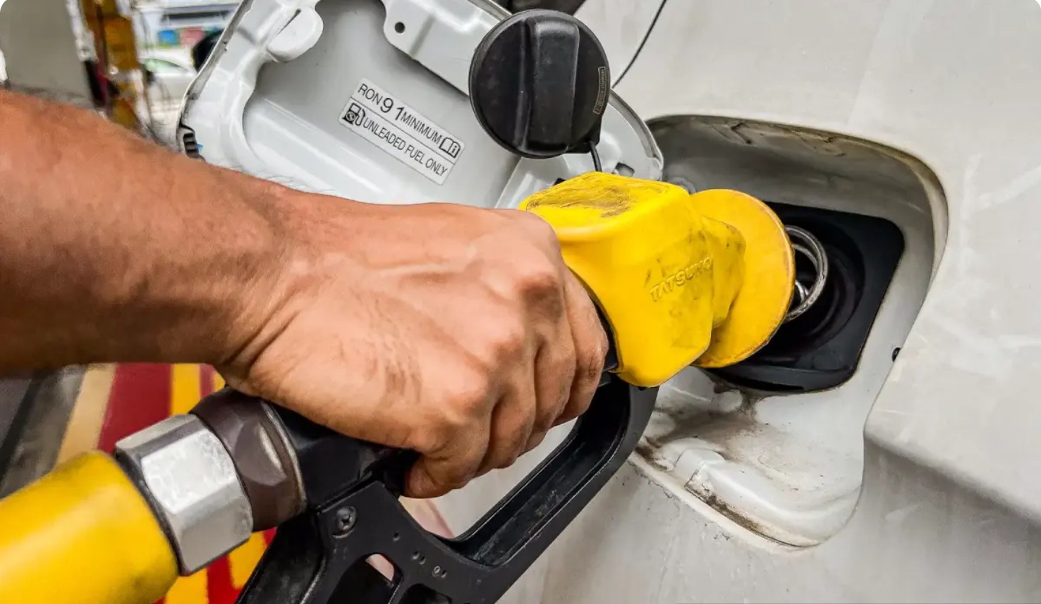 பெட்ரோல் ரோன் 95 விலை உயர்த்தப்படாது