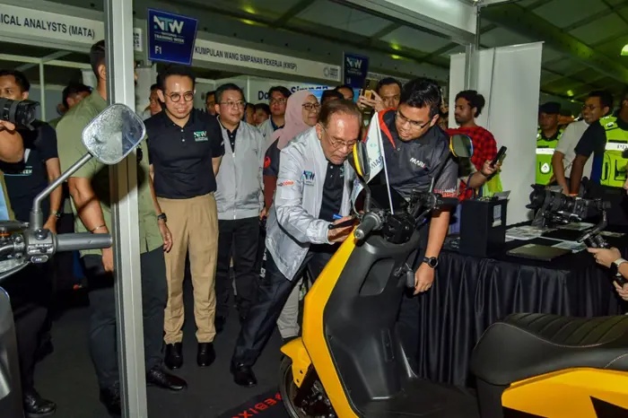 நான்கு லட்சம் ஆசிரியர்களுக்கு ஏஐ பயிற்சி