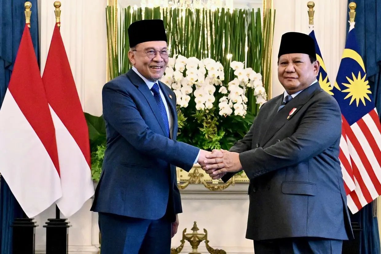 பிரதமர் டத்தோஸ்ரீ அன்வார் ஜகார்த்தா சென்றுள்ளார்