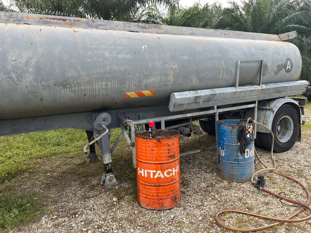 அரசாங்கம் கட்டுப்பாட்டுப் பொருளான டீசல் எரிபொருளை கடத்திய குற்றத்திற்காக 20 வயதுடைய இளைஞன் கைது!