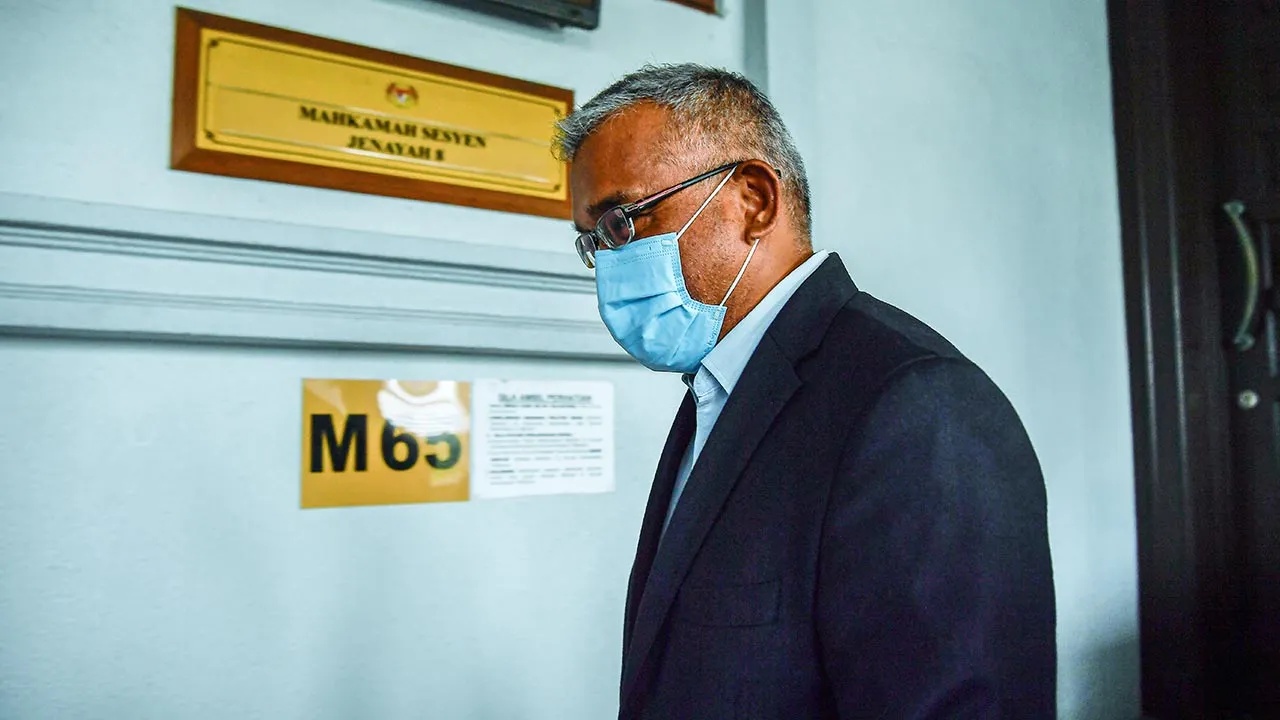 தலைமை செயலாக்க அதிகாரிக்கு ஒரு லட்சம் ரிங்கிட் அபராதம்