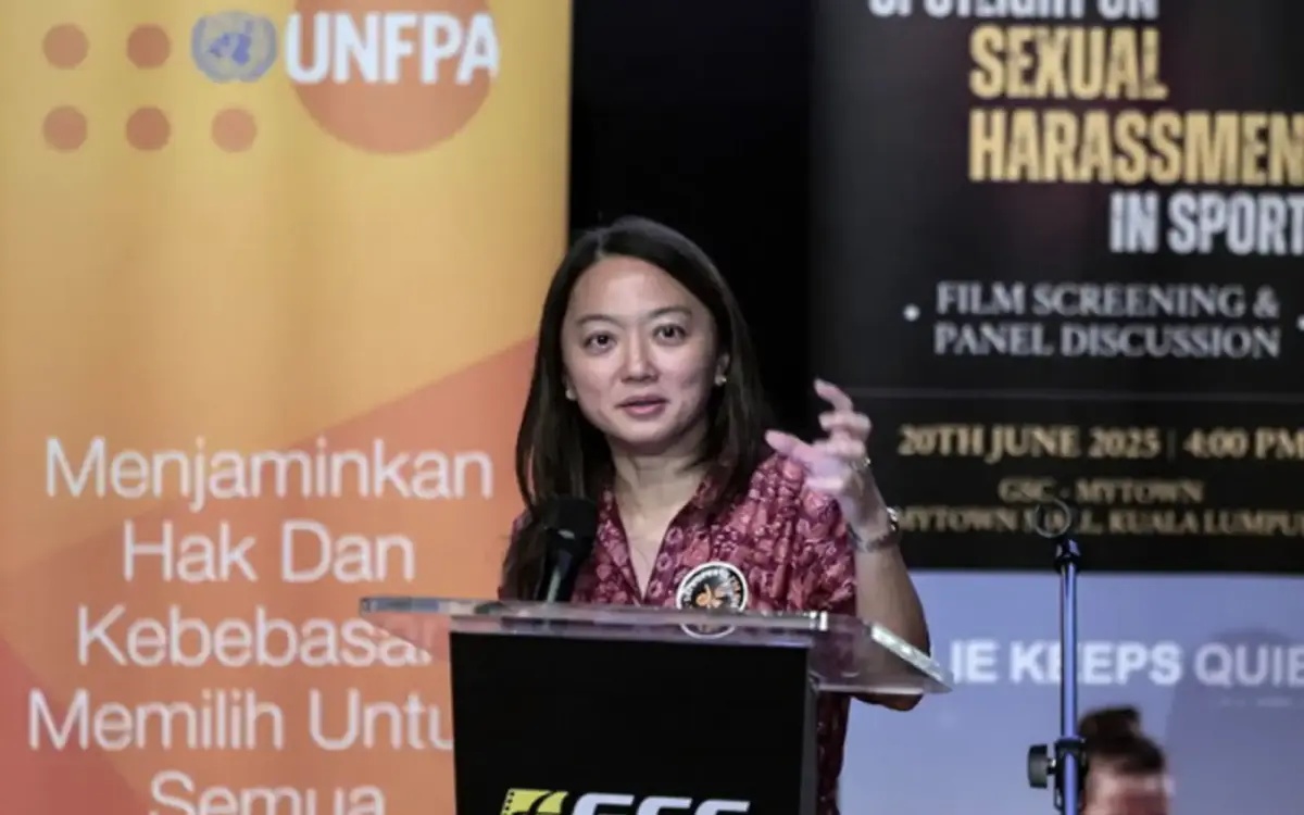 பயிற்சியாளர்களின் பின்னணி சரி பார்க்கப்பட வேண்டும்