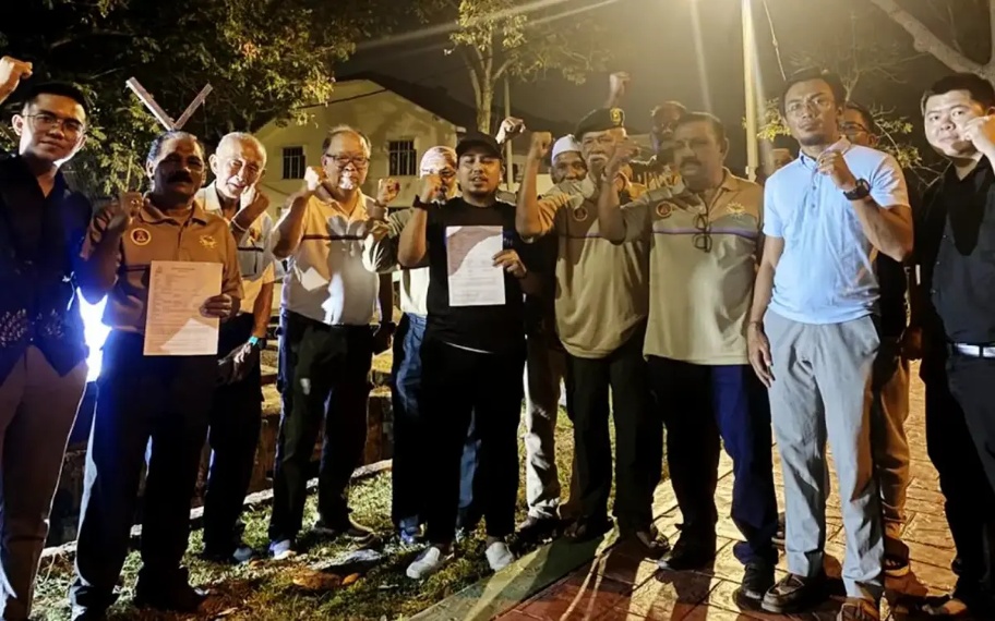 இனங்களுக்கு இடையிலான நல்லிணக்கத்தைச் சீர்குலைப்பதா? பாஸ் தலைவருக்கு எதிராக போலீசில் புகார்