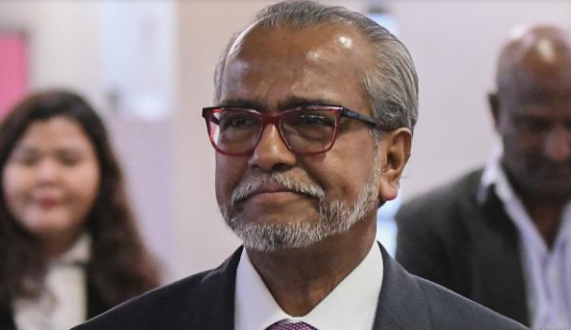 நஜீப் வழக்கறிஞருக்கு எதிராகக் காரணம் கோரும் கடிதம்