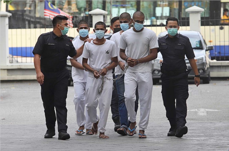 மாணவன் நவீன் கொலை வழக்கு விசாரணை தற்காலிகமாக ஒத்தி வைப்பு