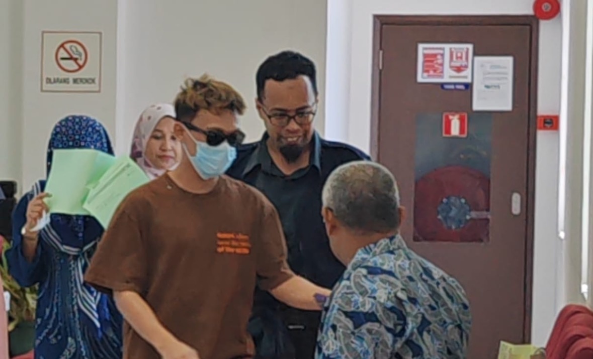 கொன்டென்ட் கிரியேட்டருக்கு 1,800 ரிங்கிட் அபராதம்