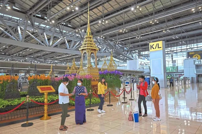 புதியக் கட்டண விதிப்பைத் தாய்லாந்து ஒத்தி வைத்துள்ளது