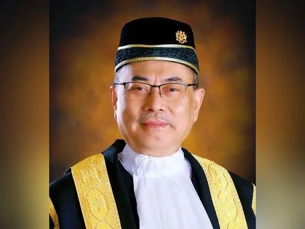 மலேசியாவின் புதியத் தலைமை நீதிபதியாக வான் அஹ்மாட் ஃபாரிட் நியமனம்