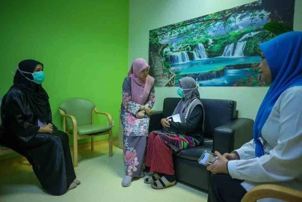 மாணவன் பள்ளிக் கட்டடத்திலிருந்து கீழே விழுந்த சம்பவம்: முழு விசாரணை நடத்தப்படும்