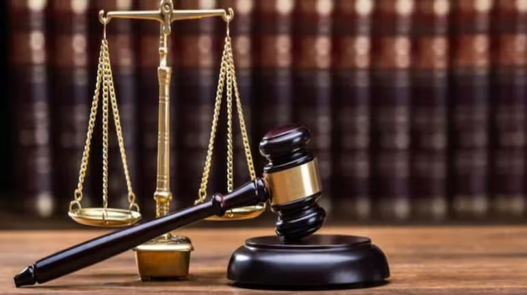 காதலனின் தாயாரைக் கொன்றதாக ஷோபனா மீது குற்றச்சாட்டு