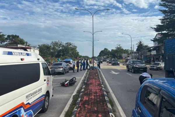 காருடன் மோதியதில் மோட்டார் சைக்கிளோட்டி பலி