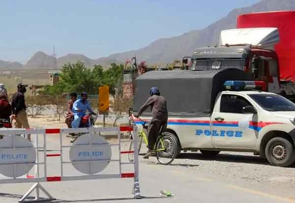 பாகிஸ்தானில் பேருந்தில் சென்ற 9 பேர் சுட்டுக் கொலை