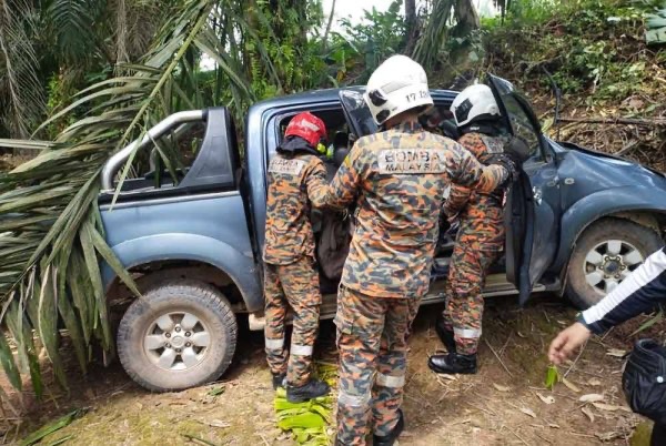 வாகனம் பாதாளத்தில் விழுந்தது, ஒருவர் மரணம்