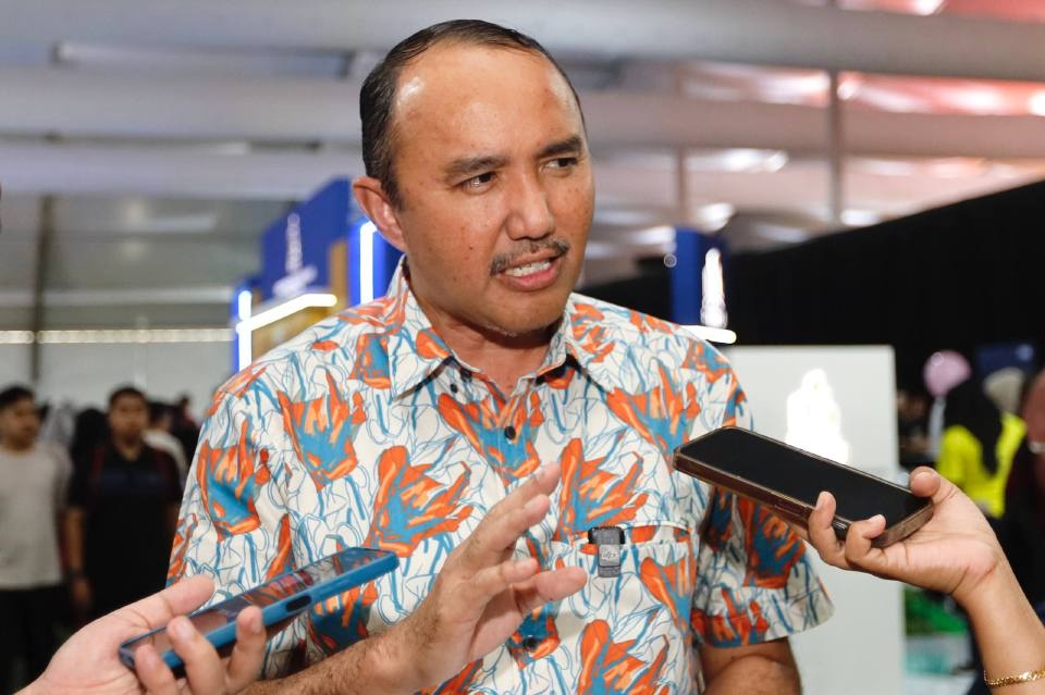 சிங்கப்பூர் கார்களுக்கு மட்டுமே சேவை: ஜோகூரில் கார் கழுவும் உரிமம் இரத்து, ஆட்சிக்குழு உறுப்பினர் அதிரடி!