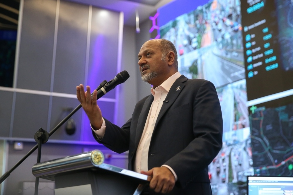 மலேசியாவின் எதிர்காலத்தை மாற்றியமைக்கும் ஏஐ: கோபிந்த் சிங் டியோவின் பிரம்மாண்ட அறிவிப்பு!