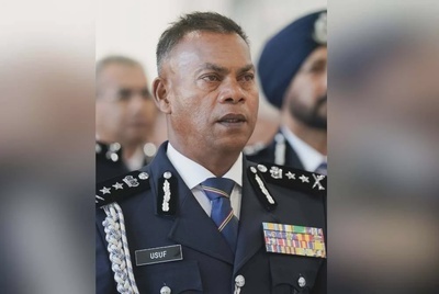 60 போலீஸ் புகார்கள் பெறப்பட்டுள்ளன