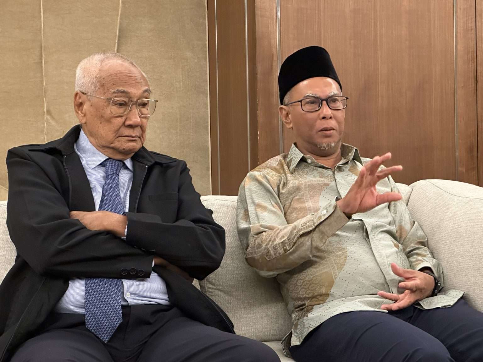 விவகாரத்து வழக்கு சர்ச்சைகள் ஒரே நாளில் தீர்க்கப்படுகின்றன