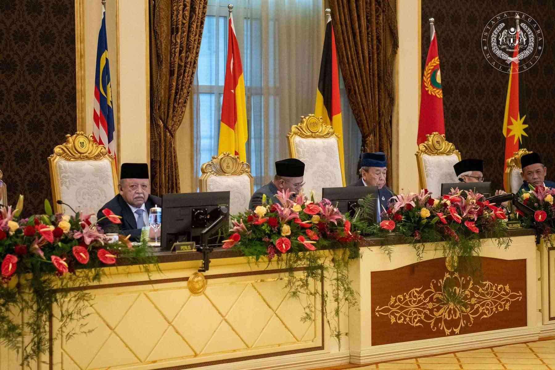 தேசிய பாதுகாப்பு விவகாரங்கள் முக்கியமாக விவாதிக்கப்பட்டது