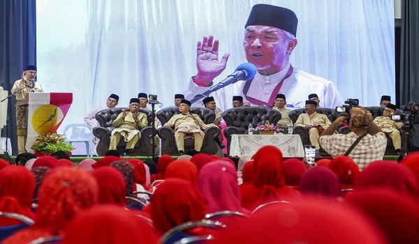 600 மில்லியன் ரிங்கிட்டு உயர்ந்த ரஹ்மா விற்பனைத் திட்டம் புறநகர்ப் பகுதிகளுக்கும் விரிவடைகிறது!