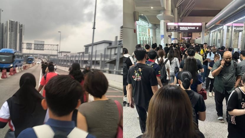 பேருந்து ஓட்டுநர்கள் நடத்திய வேலை நிறுத்தப் போராட்டம்