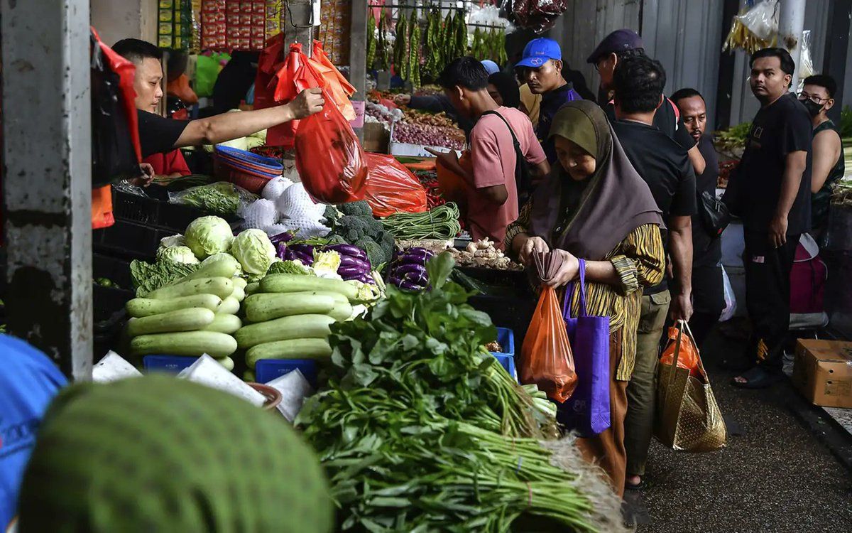 வருமானம் பெருக சமூக உதவிகளை மாற்றுங்கள்:  பொருளாதார வல்லுநர்கள் வலியுறுத்தல்