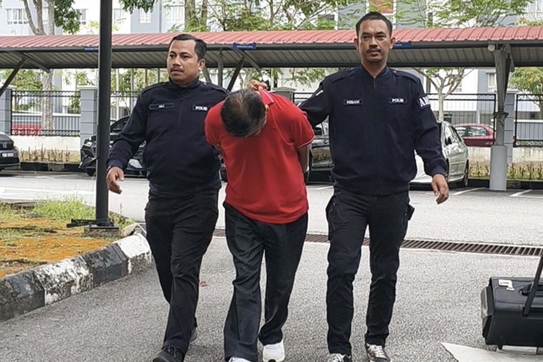 கட்டுமானத் தள ஆய்வாளர் மீது மோசடிக் குற்றச்சாட்டு