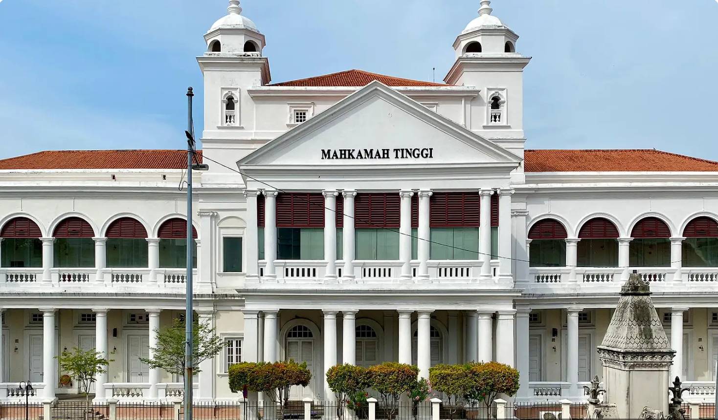 மலேசியாவில் கலப்புத் திருமணம் செய்தவர்களுக்கு ஓர் அரிய வாய்ப்பு: நீதிமன்றம் வழங்கிய அதிரடித் தீர்ப்பு!