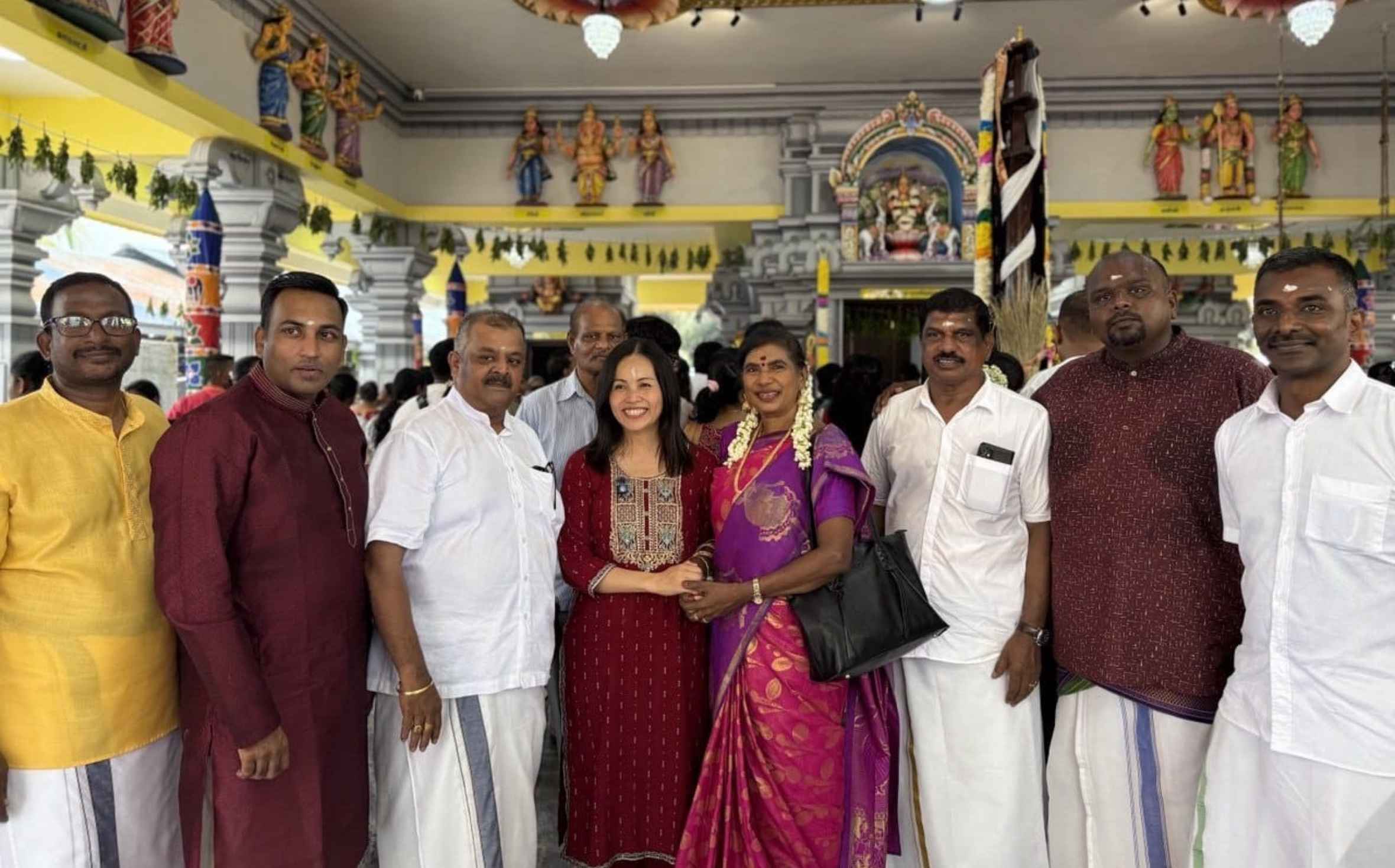 கூலாயில் உள்ள ஆலயங்கள் மற்றும் அரசு சாரா இயக்கங்களுக்கு ரிங்கிட் 55,000 நிதியுதவி: அனைத்து தரப்பினருக்கும் உதவ உறுதி – தியோ