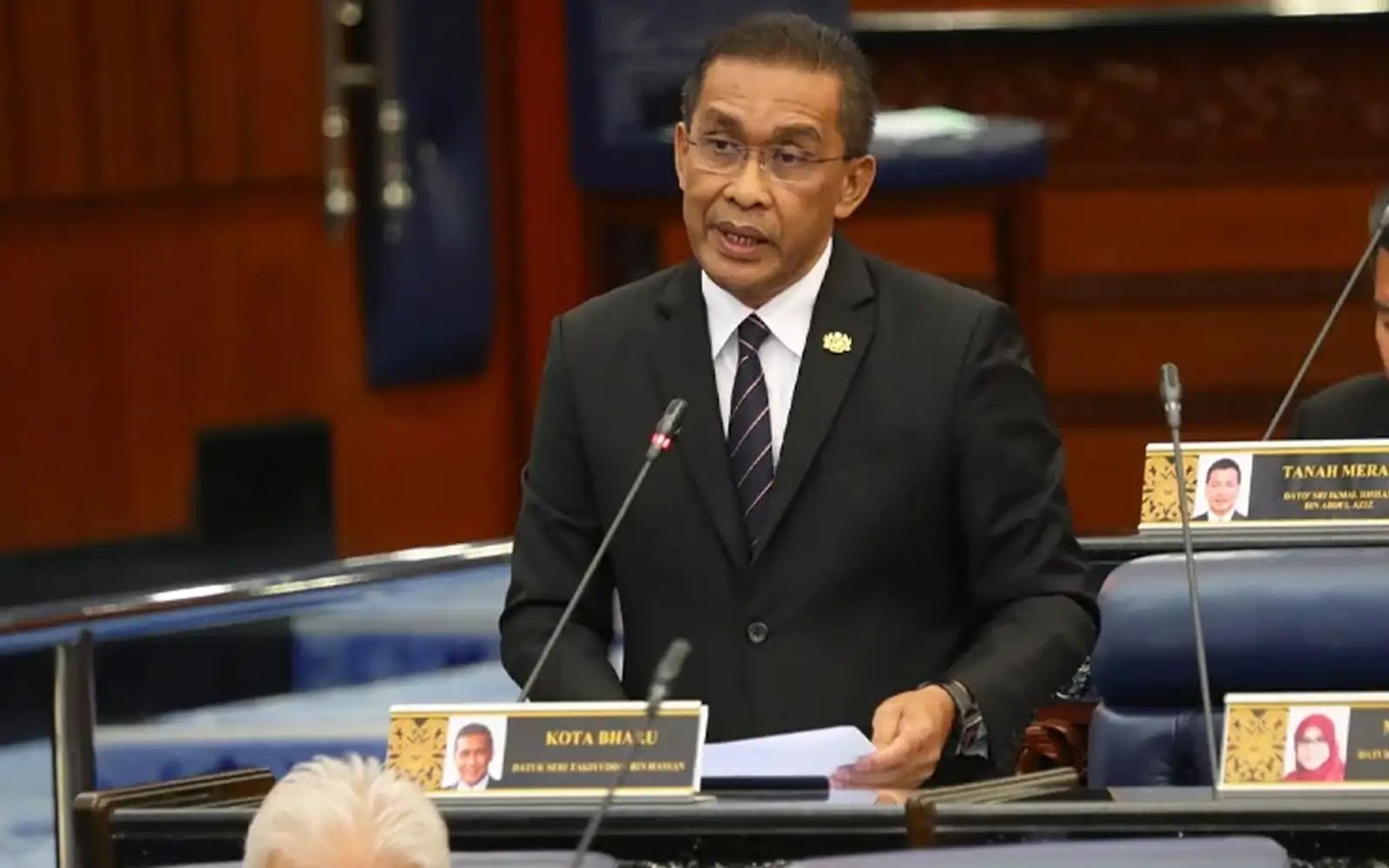 சபாநாயகரின் அதிகார வரம்பு வரையறுக்கப்பட வேண்டும்