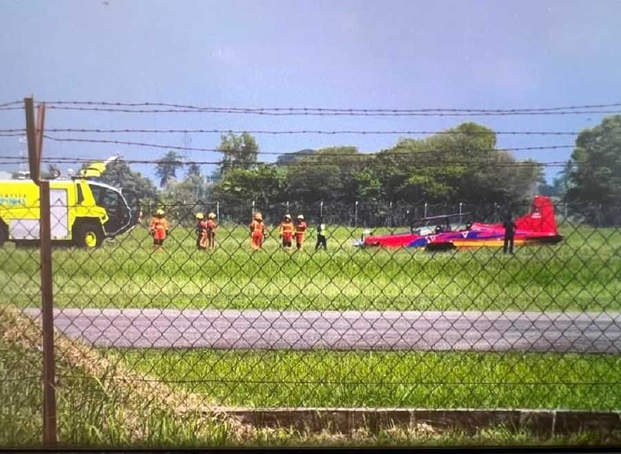 ஆகாயப்படை விமானம் விபத்துக்குள்ளானது: கெடா விமான நிலையத்தின் ஓடுபாதை மூடப்பட்டது