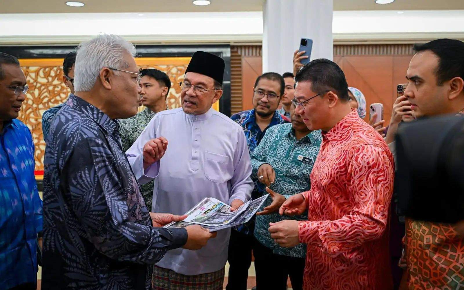 எதிர்க்கட்சியினரைச் சாடினார் ங்கா கோர் மிங்