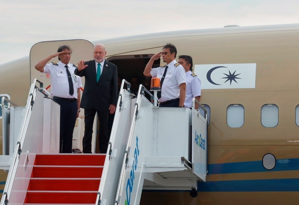 ரஷ்யாவிற்குப் பயணமானார் மாமன்னர் சுல்தான் இப்ராஹிம்