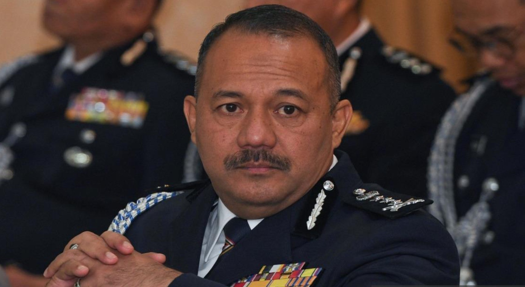 அம்னோ இளைஞர் பிரிவுத் தலைவர் மீது ஏன் விசாரணை?